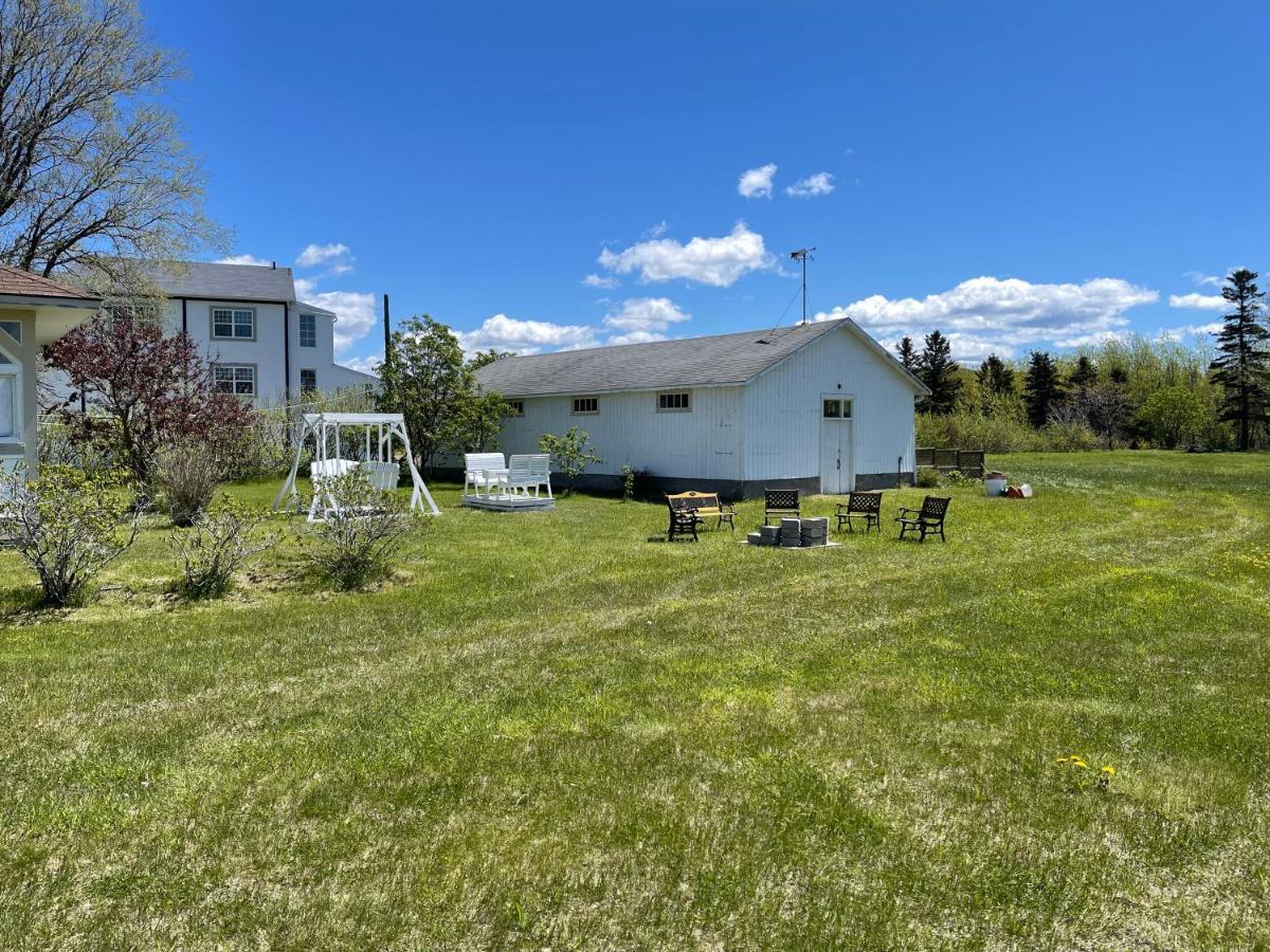 Le Couvent Sainte Anne-des-Chênes Exterior foto